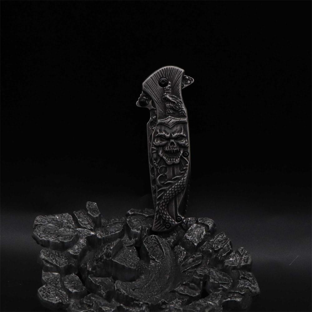 Snake Skull Relief Folding Knife