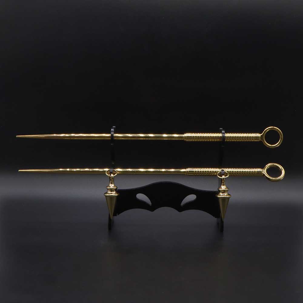 Yor Forger weapon