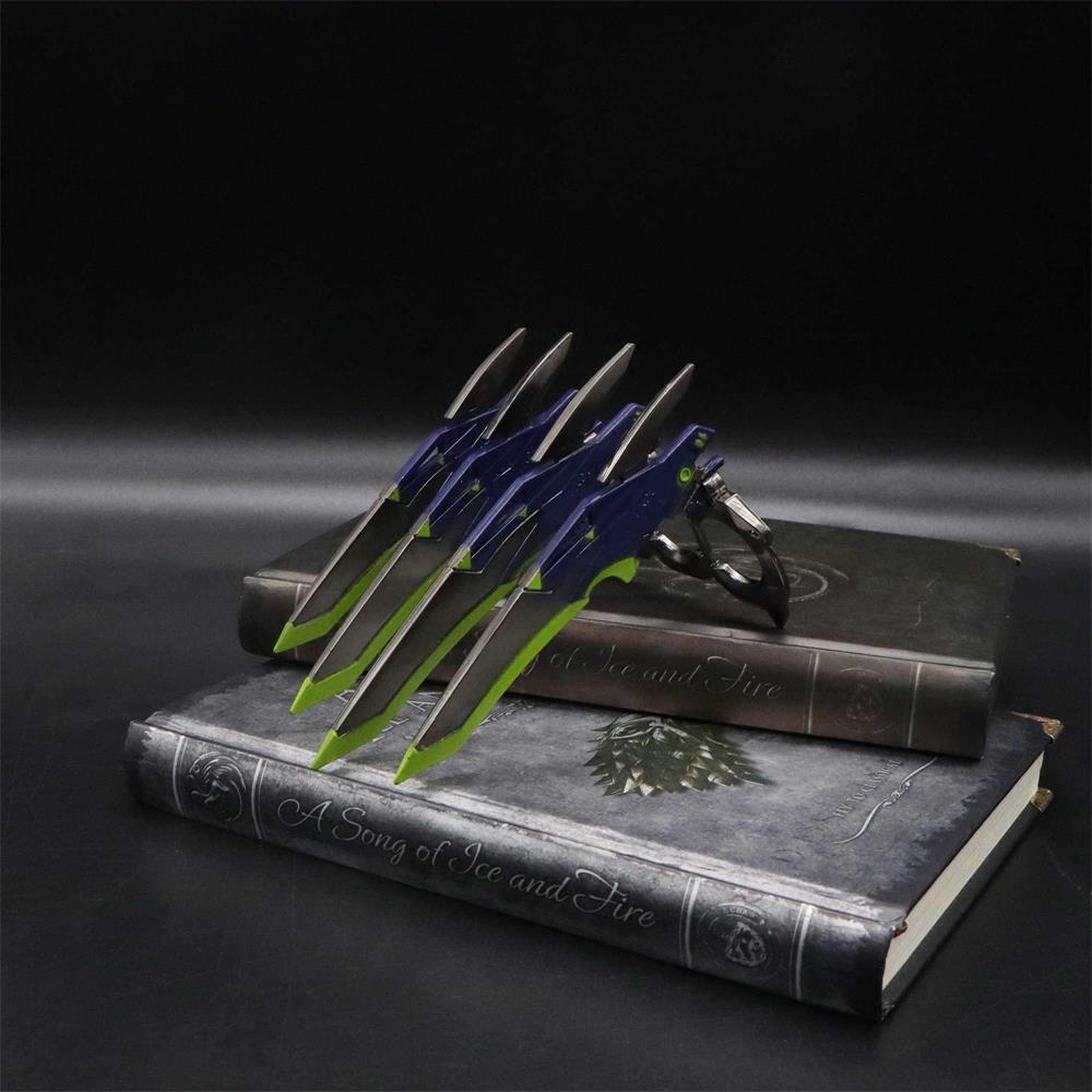 Fade Heirloom Metal Trainer Cosplay Game Replica