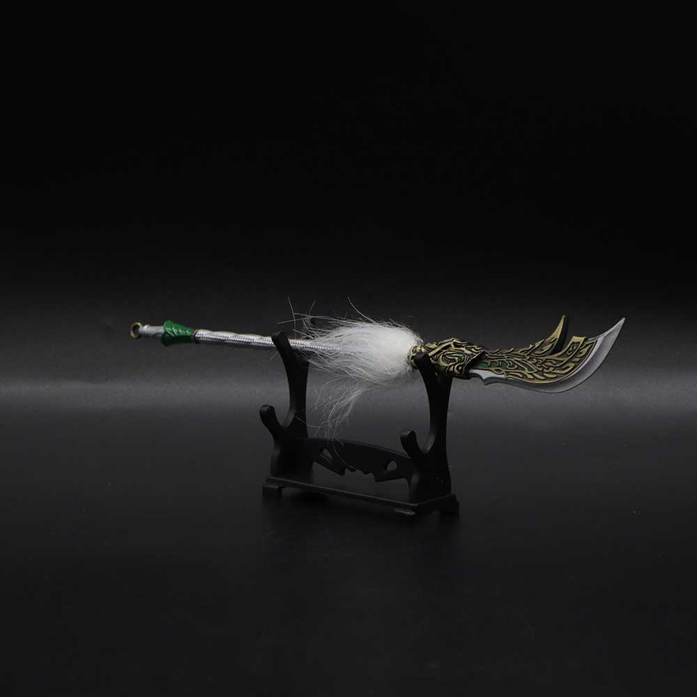 Divine Dragon Yanyue Blade