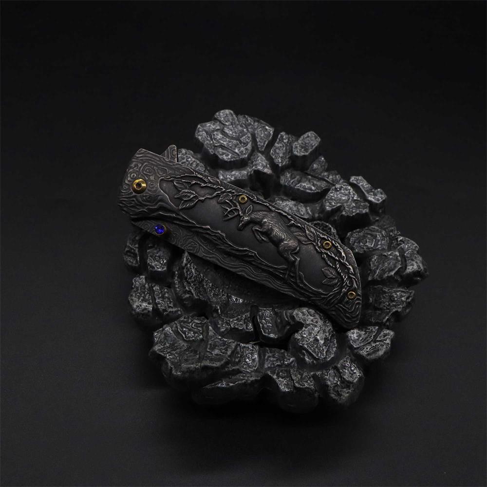 3D Sculpture Reindeer Folding Knife