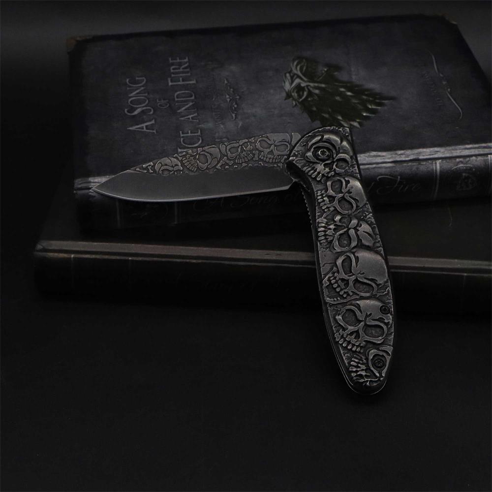 6 Skull Heads Folding Knife