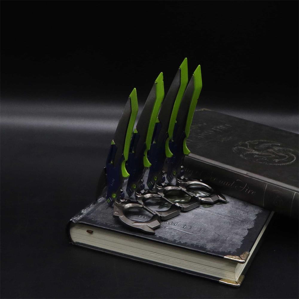 Fade Heirloom Metal Trainer Cosplay Game Replica