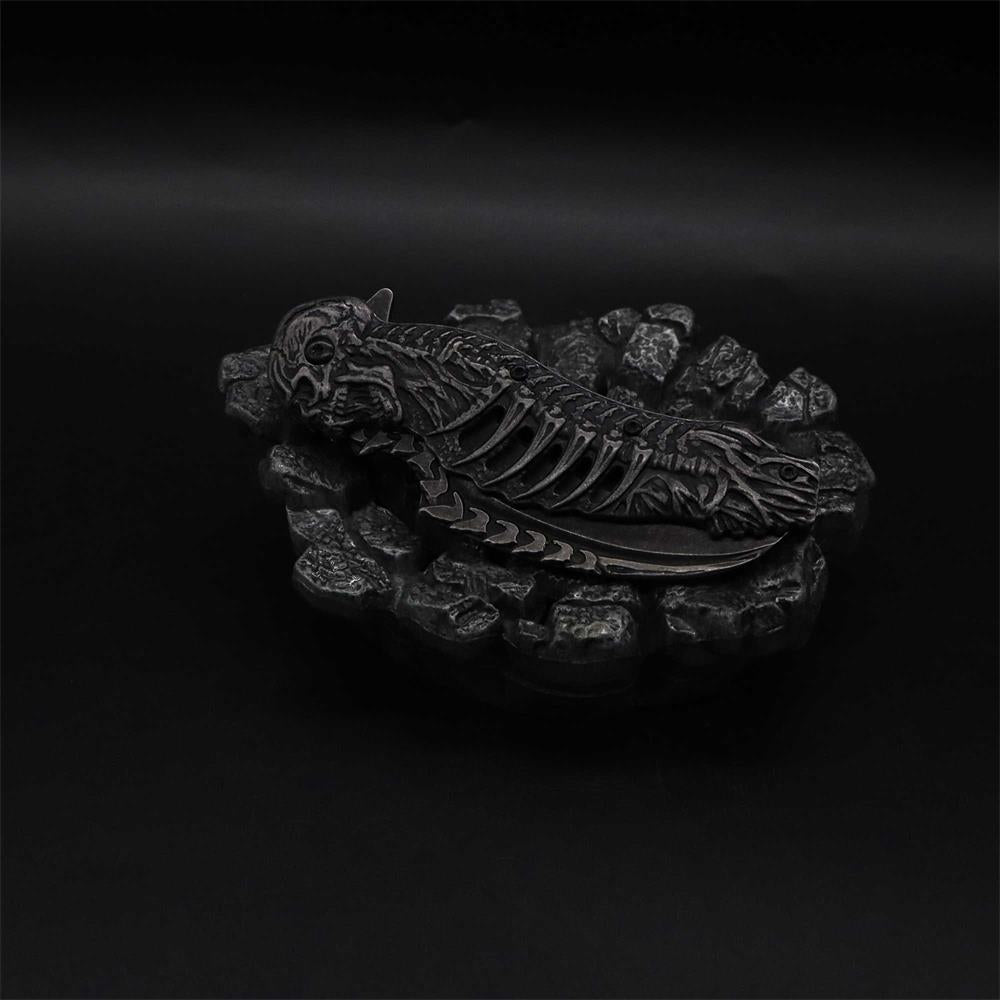 Cool Skull Folding Knife Tool