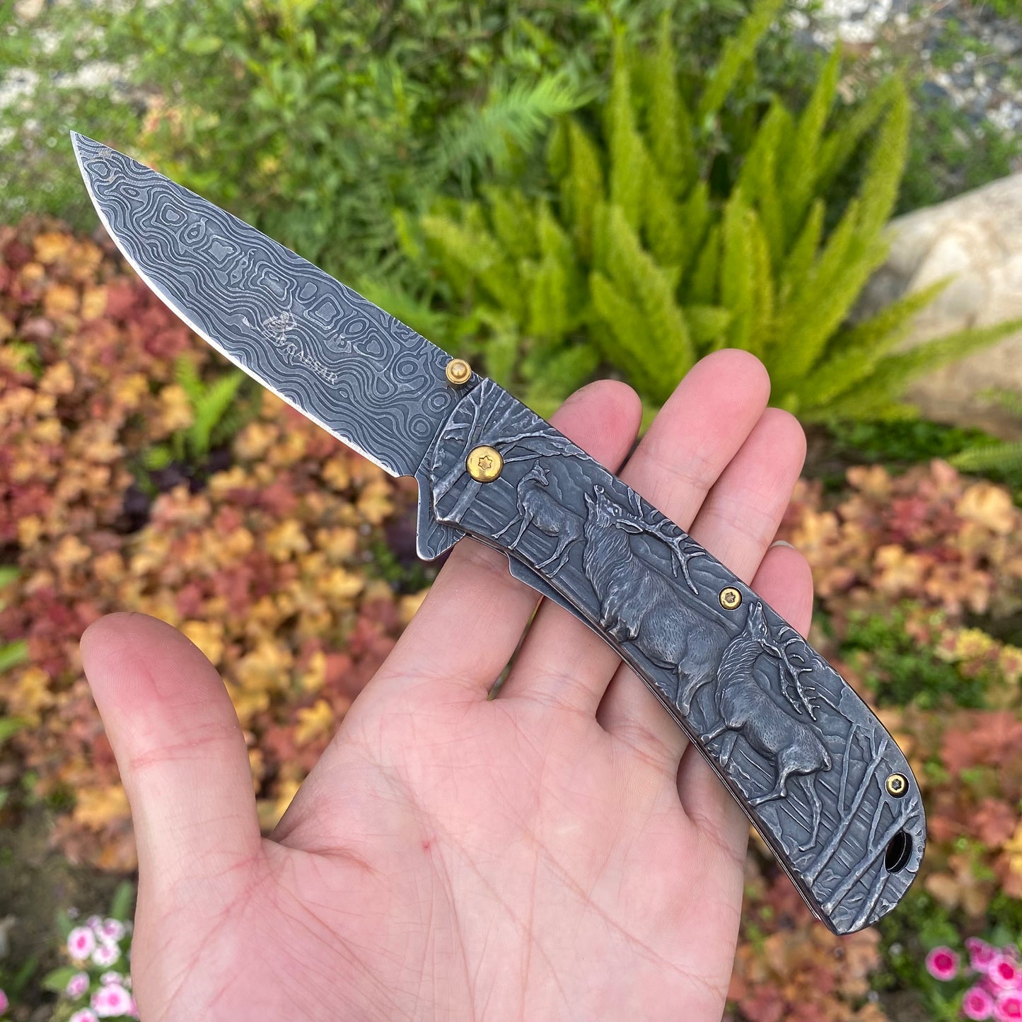 Fantastic Deer Family Folding Knife