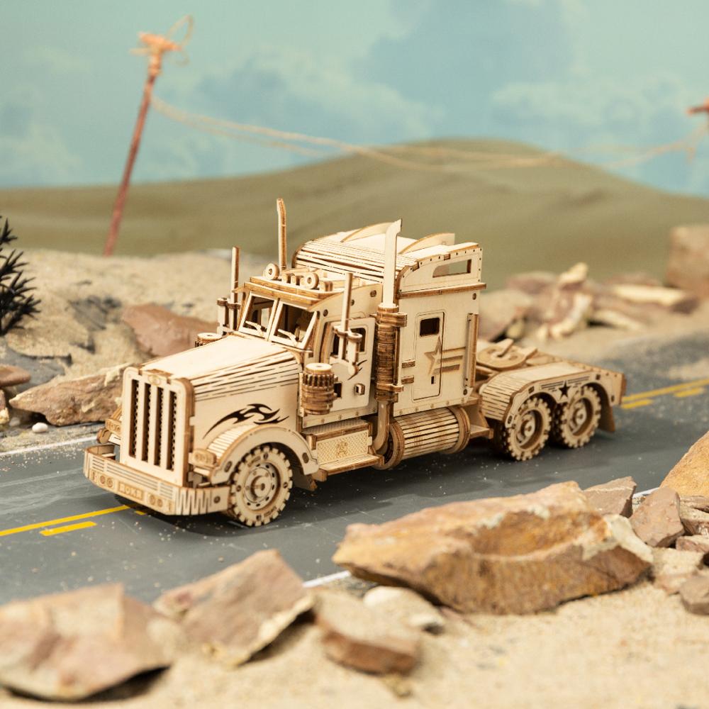 3D America Heavy Truck Wooden Puzzle Kit