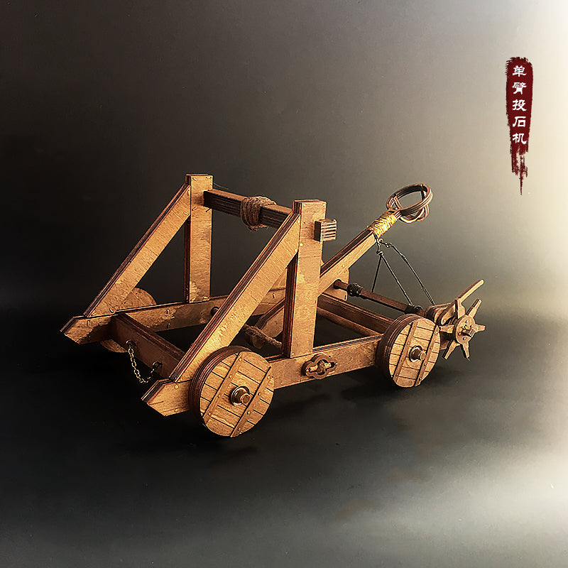 AM012 Single Arm Catapult Stone Throwing Machine Trebuchet