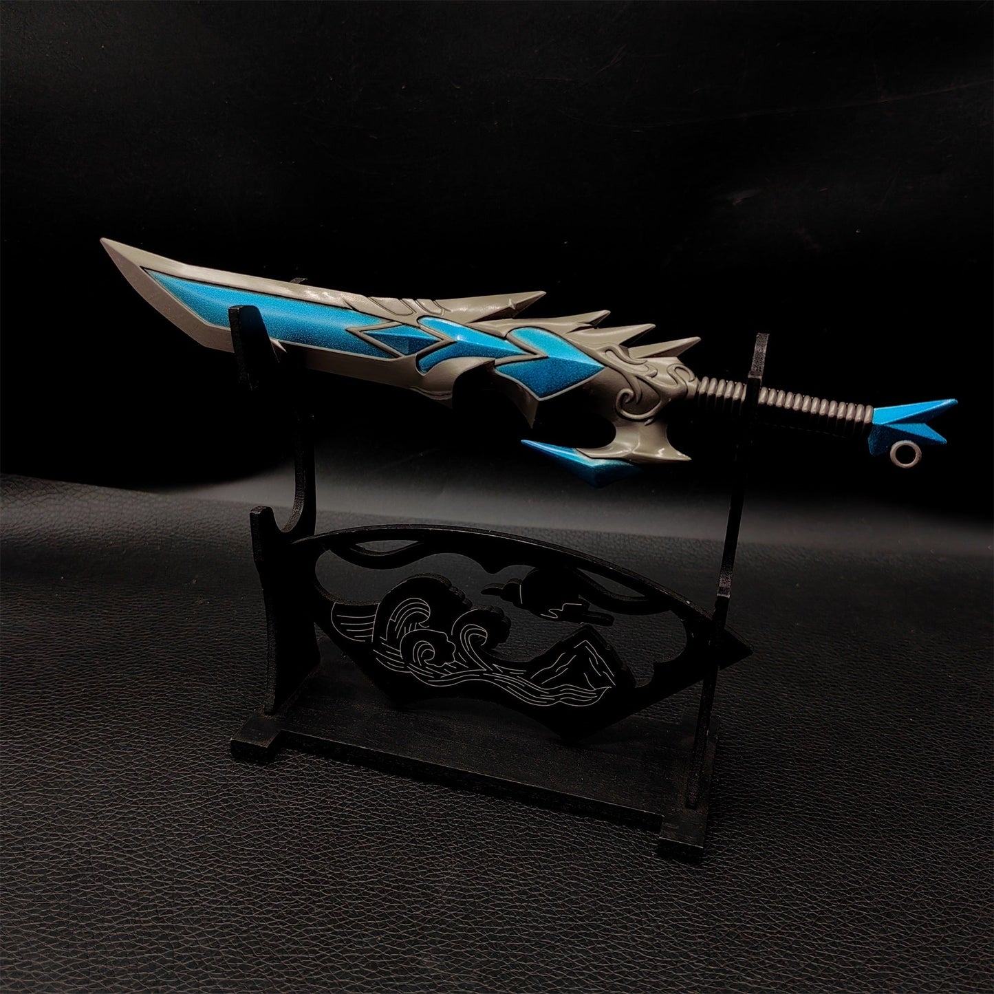 Classical Game Weapons Shadowmourne Axe The Unbreakable Will Blade Thunderfury Blessed Blade of the Windseeker Ashbringer 4 in 1 Pack
