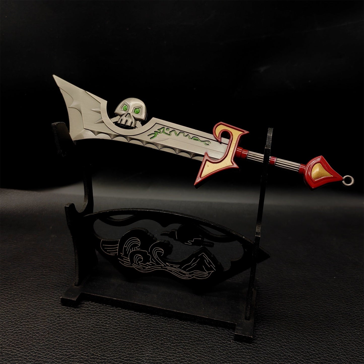 Classical Game Weapons Shadowmourne Axe The Unbreakable Will Blade Thunderfury Blessed Blade of the Windseeker Ashbringer 4 in 1 Pack