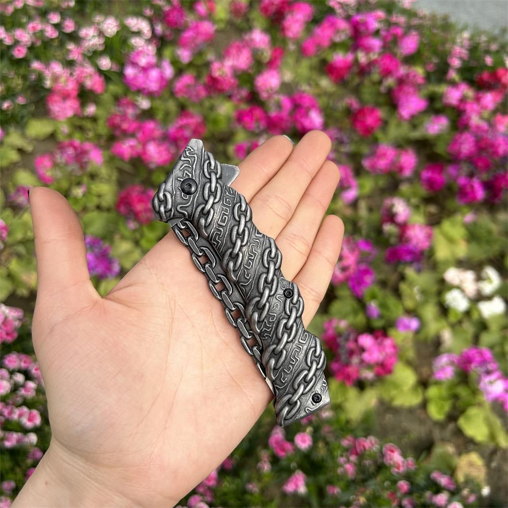 Cool Punk Knife Chain Folding Knife