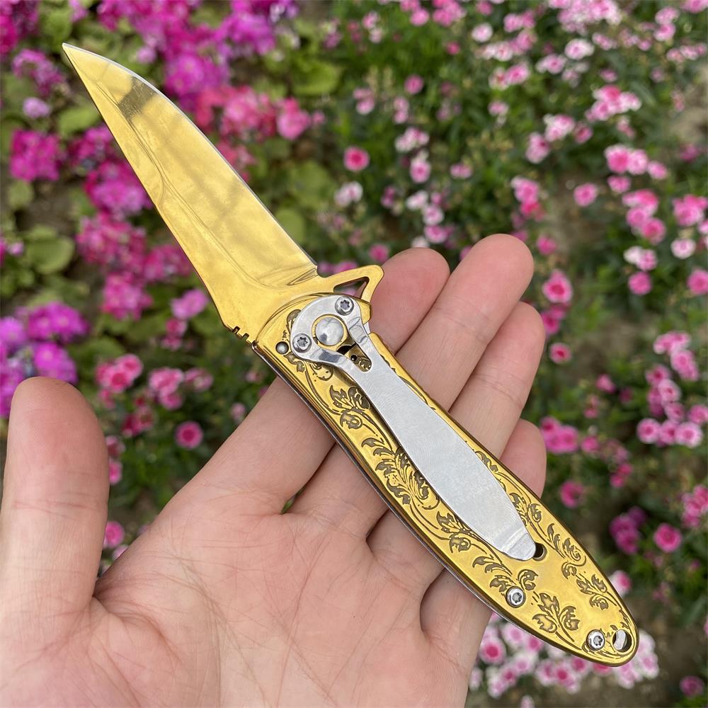 Fantastic Reindeer in the Mirror Folding Knife