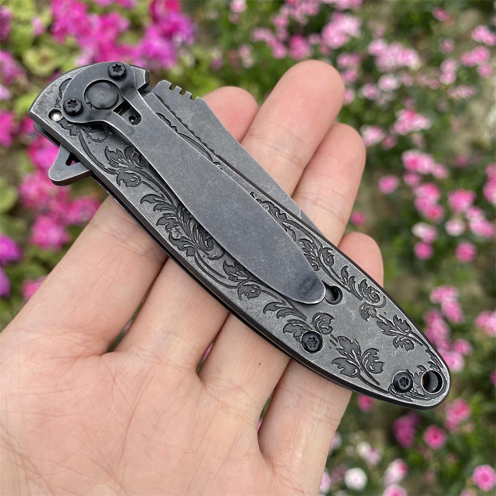 Fantastic Reindeer in the Mirror Folding Knife