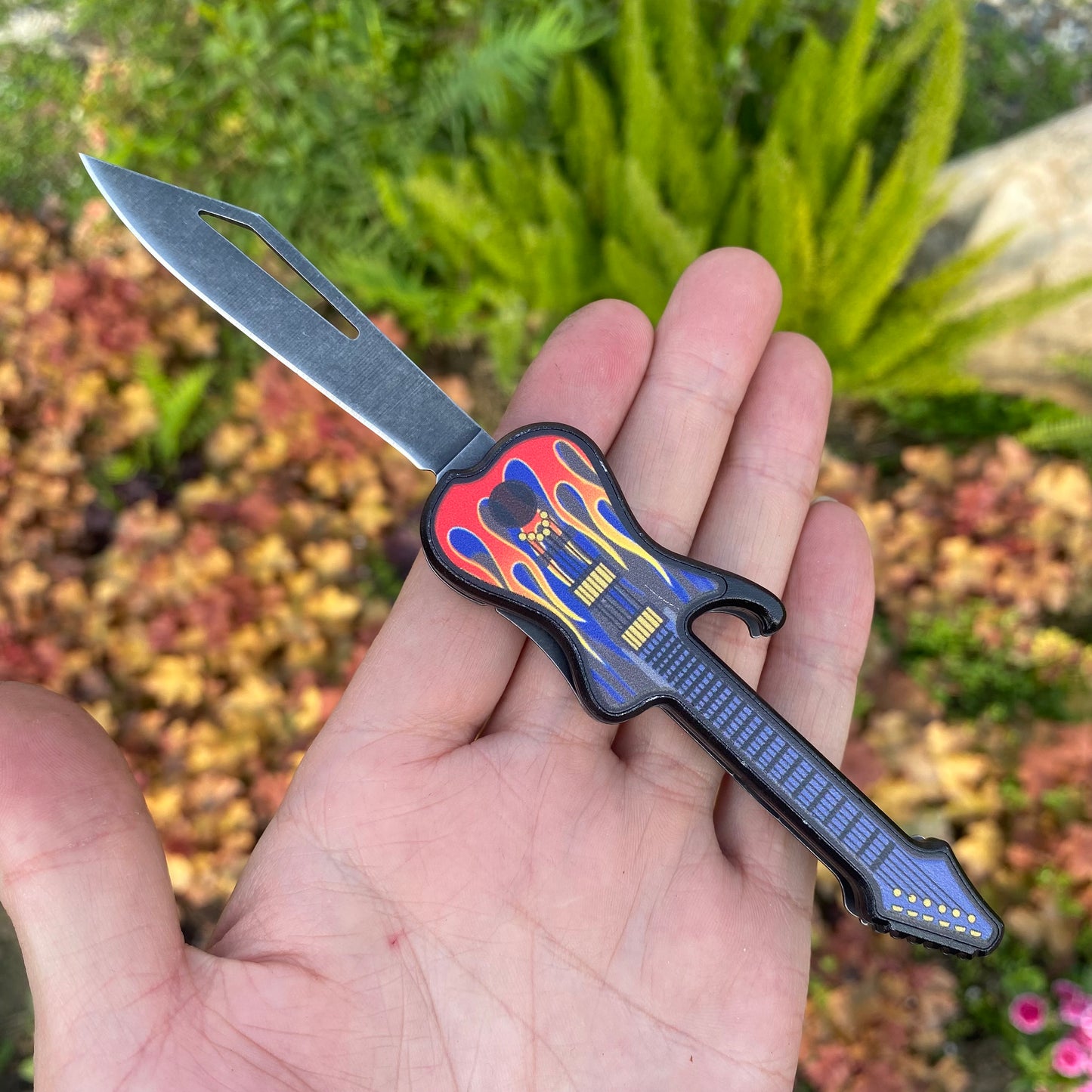 Guitar Folding Knife Tool