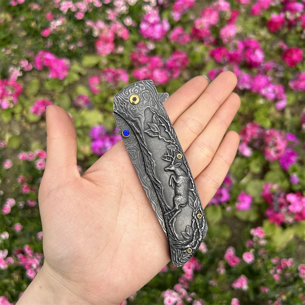 3D Sculpture Reindeer Folding Knife