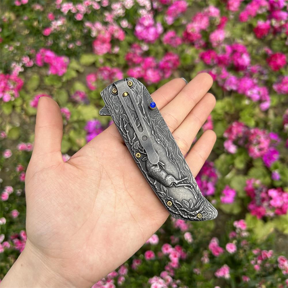 3D Sculpture Reindeer Folding Knife