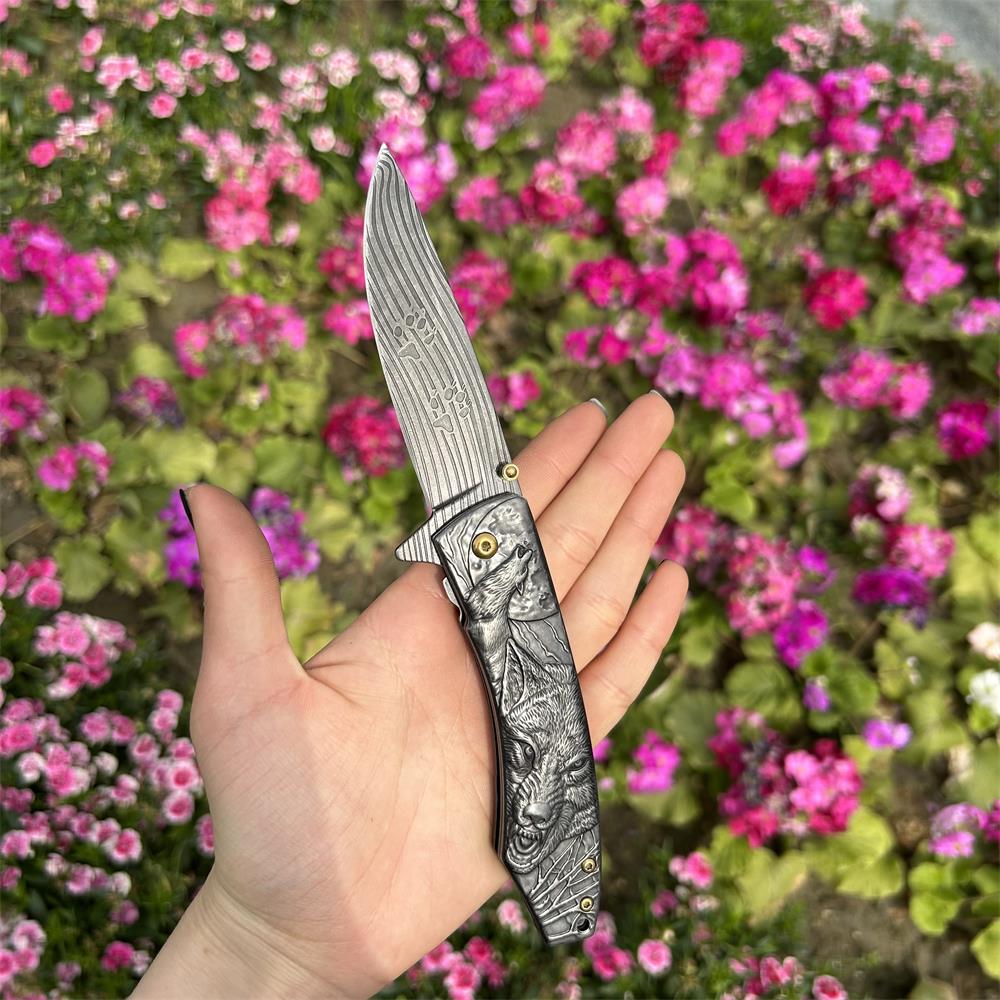 Wolf Head Relief Folding Knife