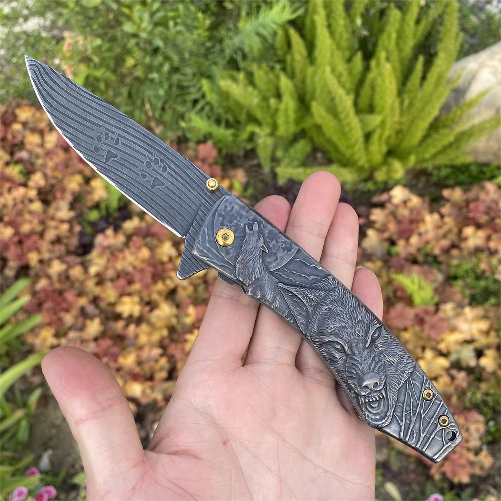 Wolf Head Relief Folding Knife