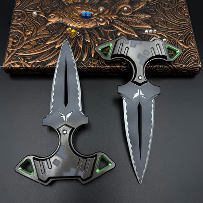 1:1 Scale Replica of Rogue Dagger Knife, Skin Replica Cosplay Prop Set Unsharpened Game Prop Collectible