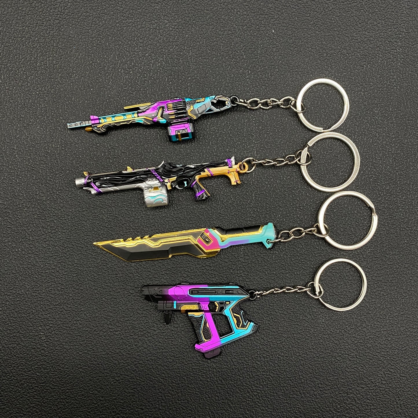 Metal Game Weapon Gun Dagger Keychain With Gift Box