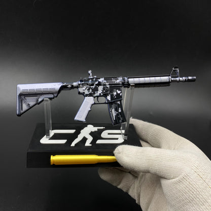 Metal Tiny CS M4A4 Urban DDPAT Gun Miniature For Collection
