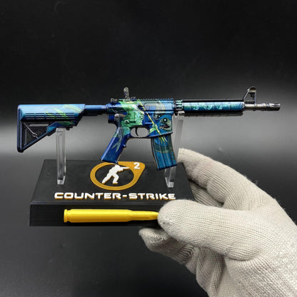 Metal Tiny CS M4A4 Poseidon Gun Miniature For Collection