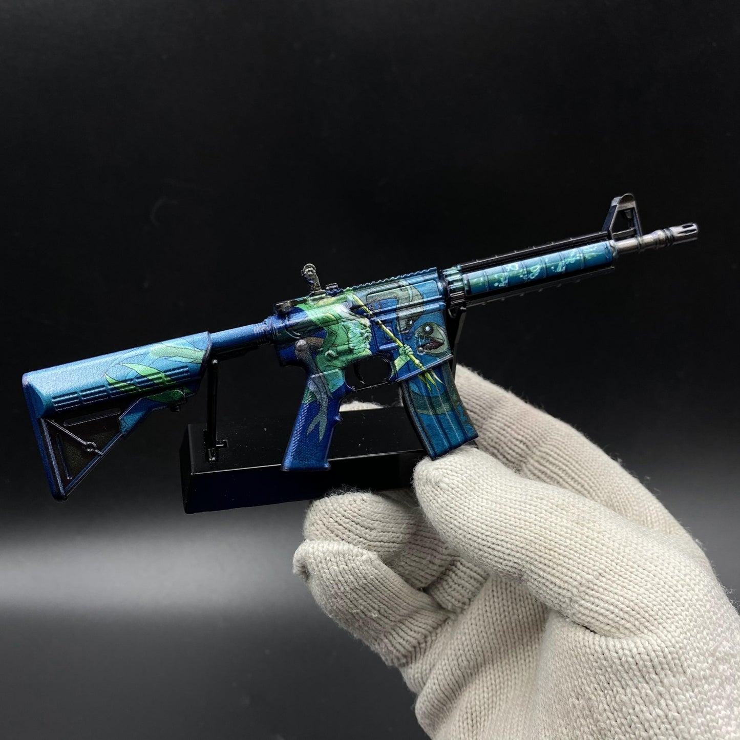 Metal Tiny CS M4A4 Poseidon Gun Miniature For Collection