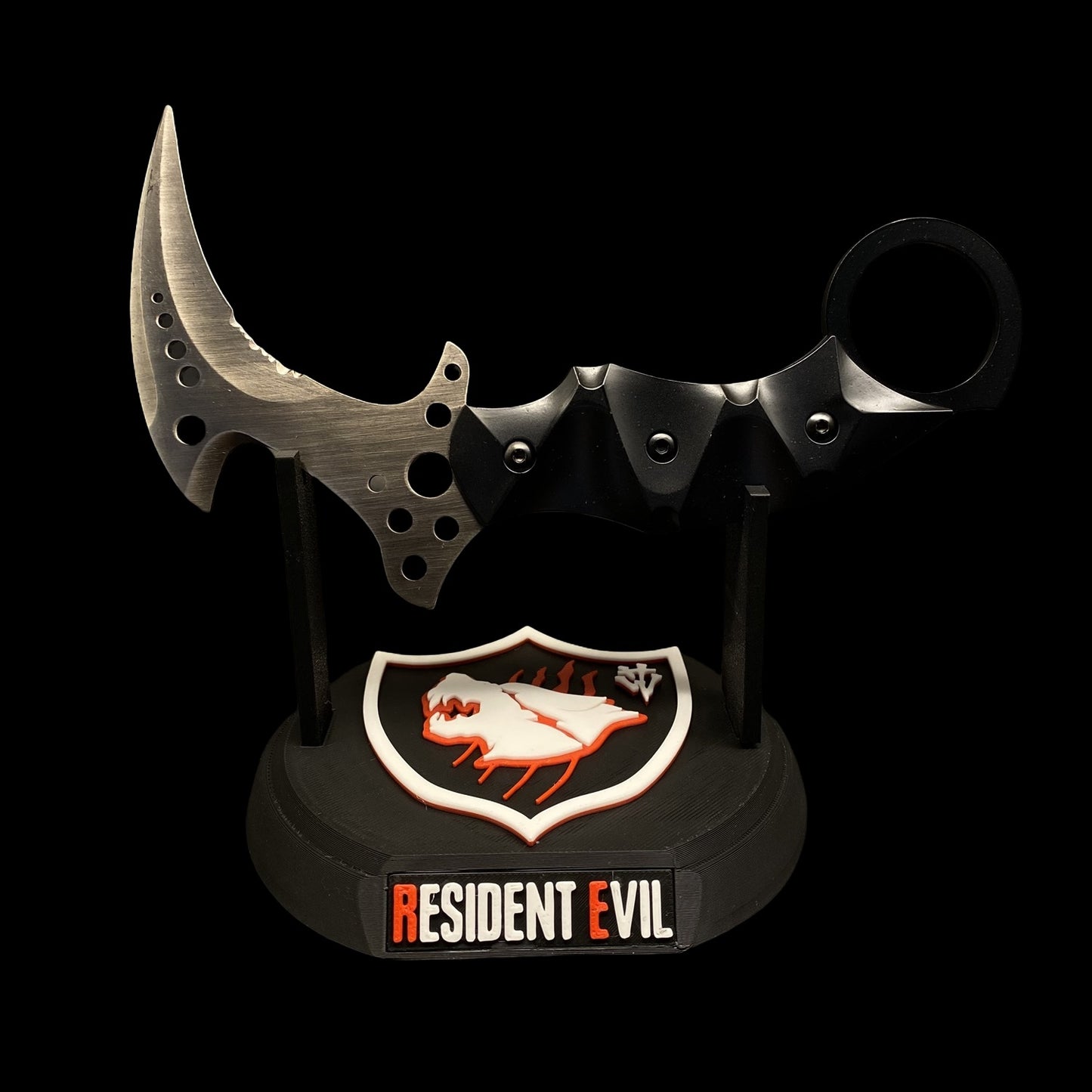 Re8 Chris Karambit 3D Printing Display Holder
