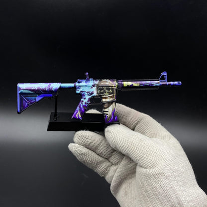 M4A4 Desolate Space Mini Metal Replica For Collection
