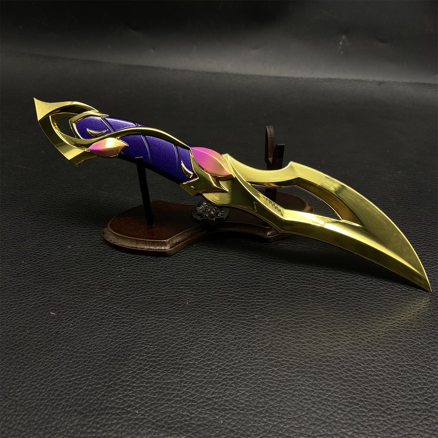 Val Mystbloom Fan Blade Metal Replica