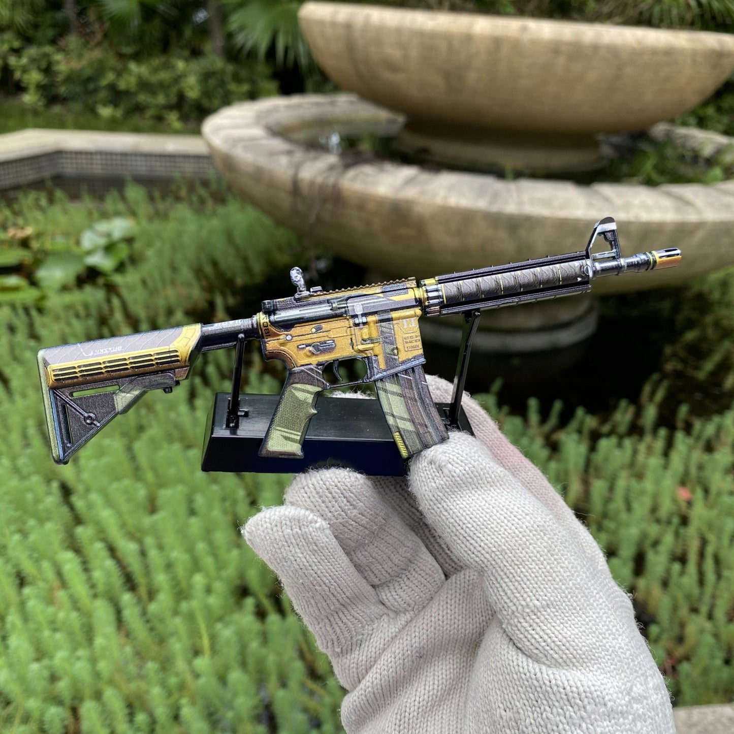 Metal Tiny CS M4A4 Buzz Kill Gun Miniature For Collection