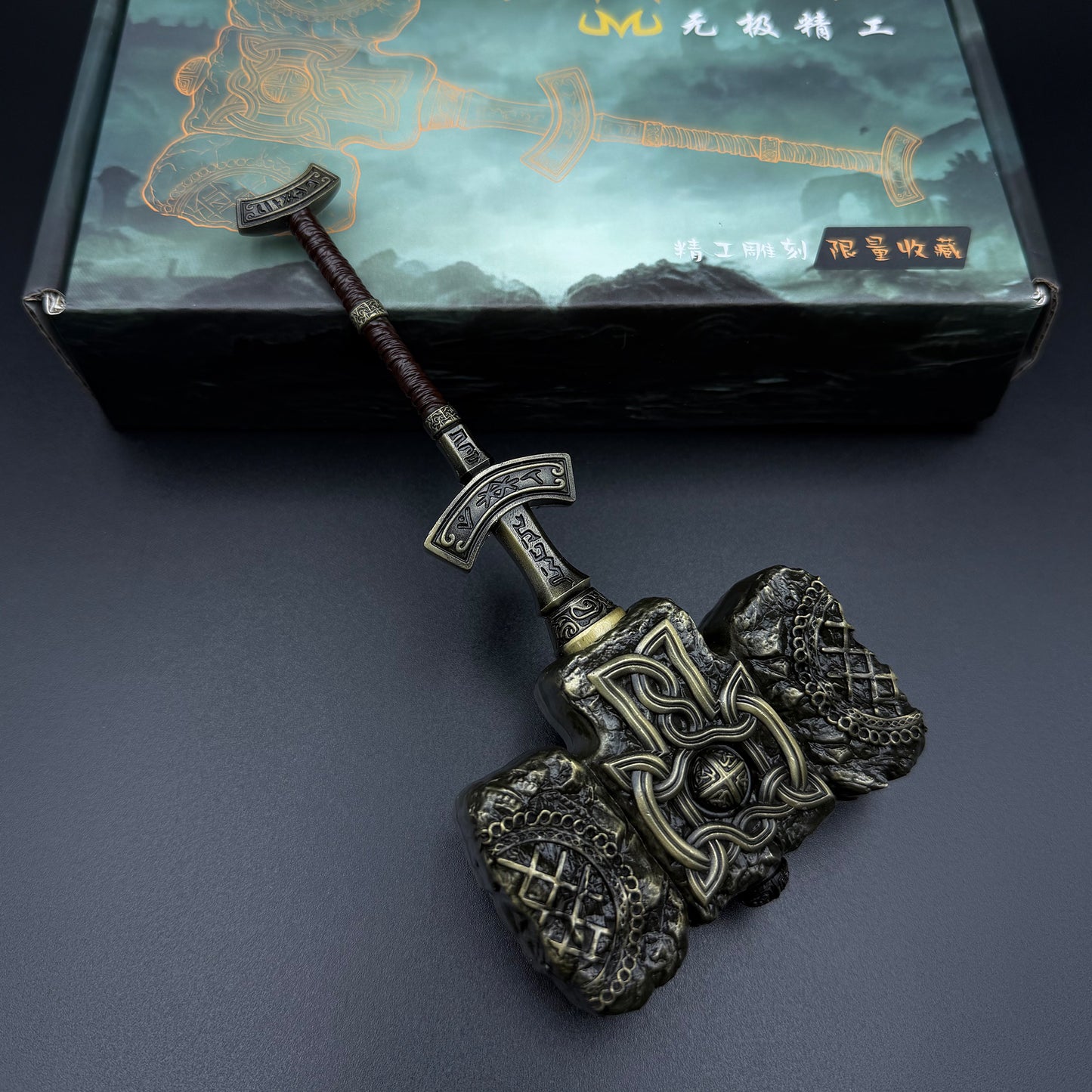 Soul Game Giant-Crusher  - Collectible Statue for Game Fans