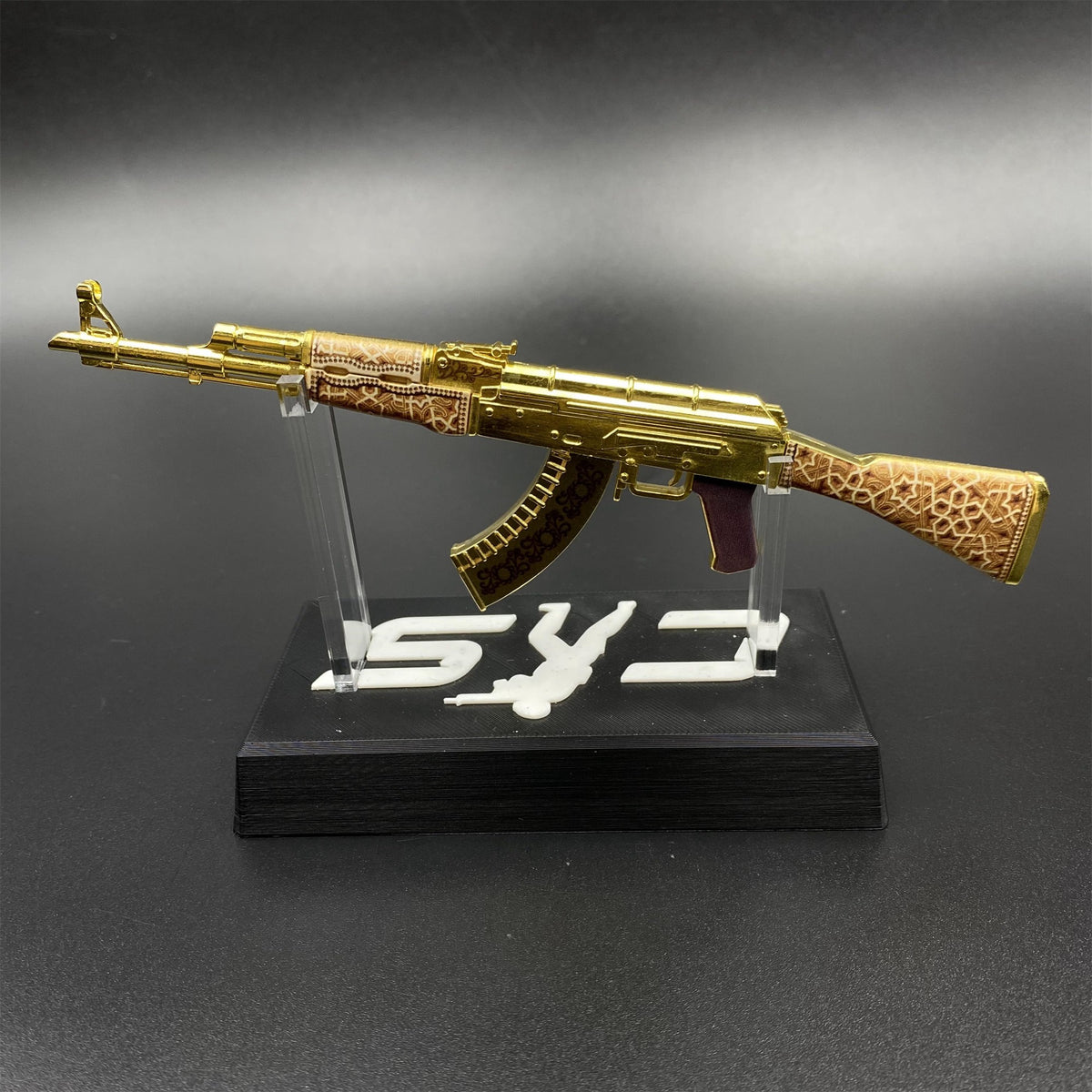 Mini AK-47 Gold Arabesque Metal Model CS2 Game Skin Collectible