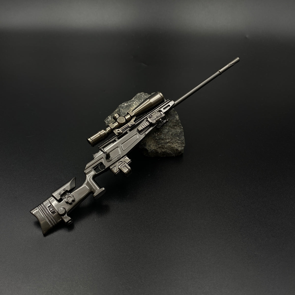 Delta Force Game R93 Sniper Rifle Mini Alloy Replica, Non-Firing Static Replica Game Collectible