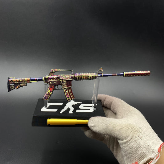 M4A1-S Chantico’s Fire Mini Metal Replica Gun for Collectible