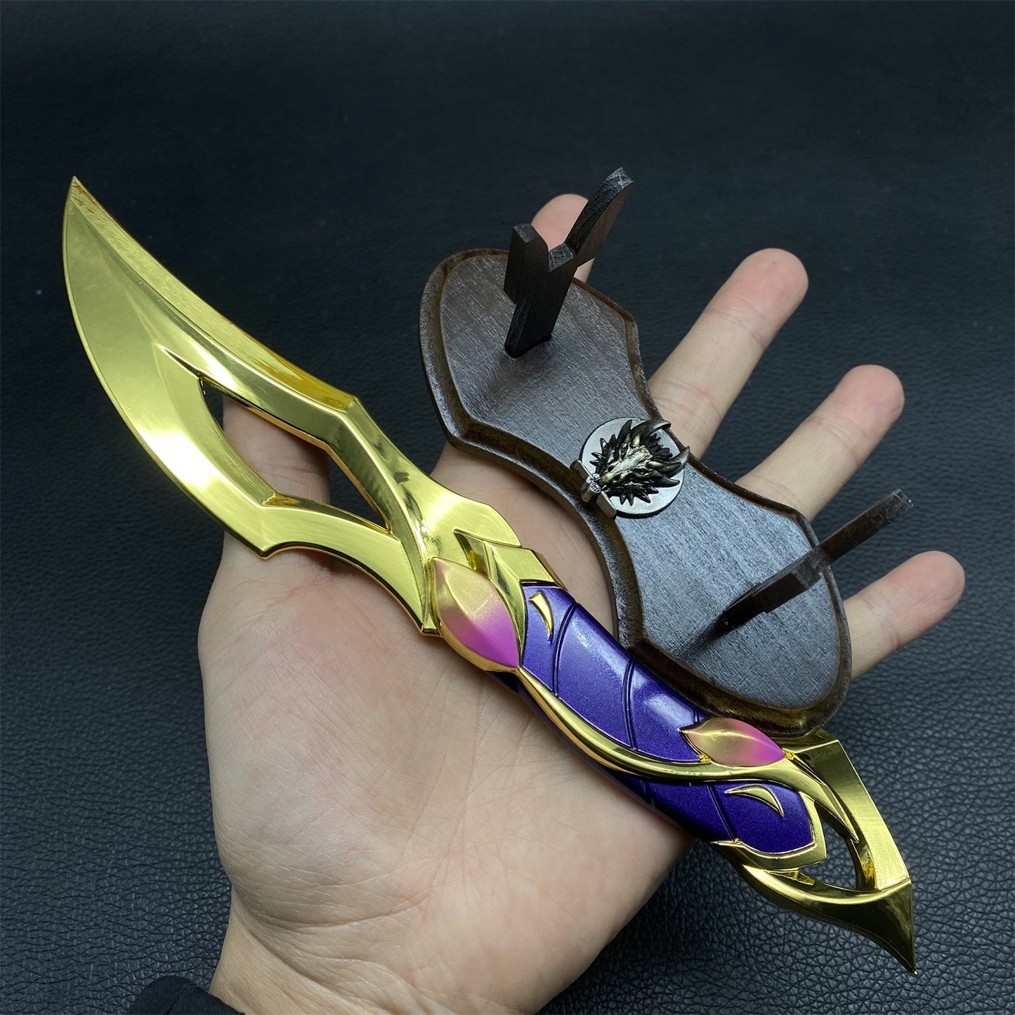 Val Mystbloom Fan Blade Metal Replica