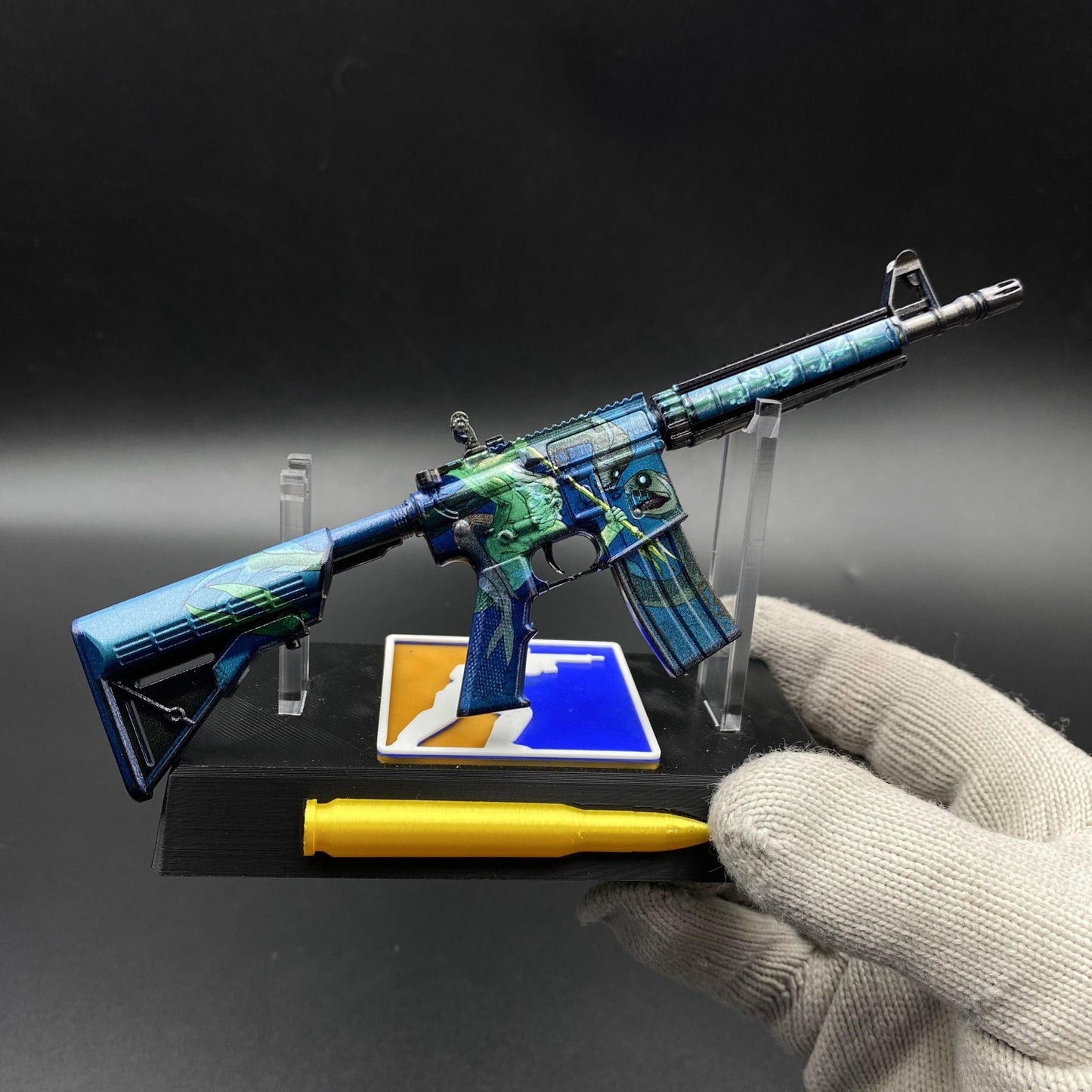 Metal Tiny CS M4A4 Poseidon Gun Miniature For Collection
