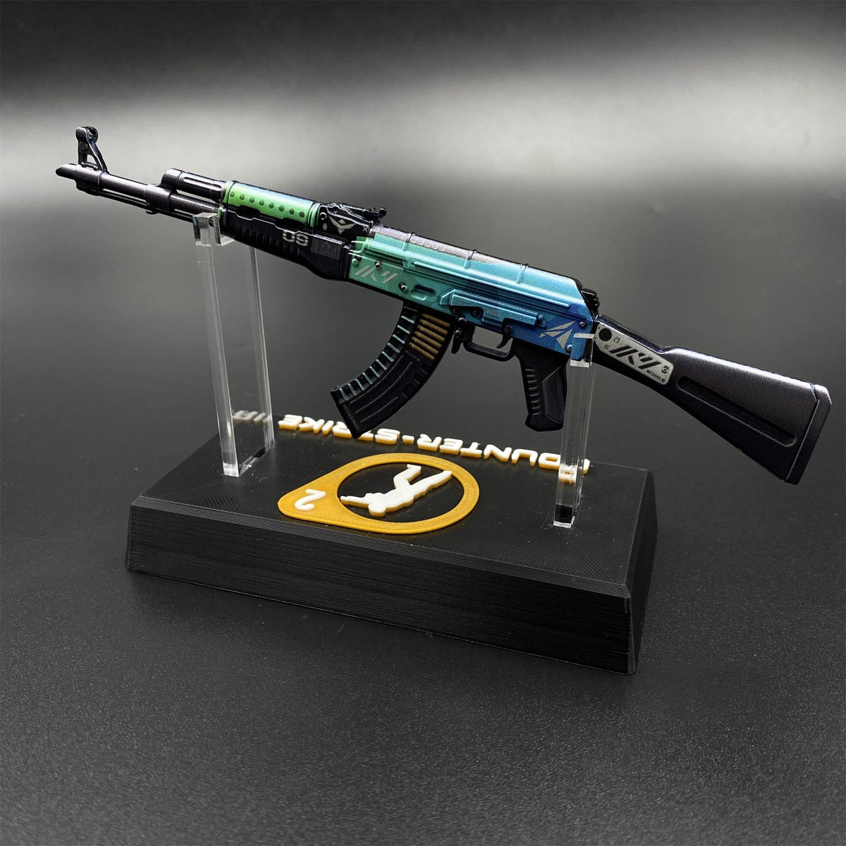 Tiny CS2 AK47 Ice Coaled Gun Miniature Metal Replica For Display