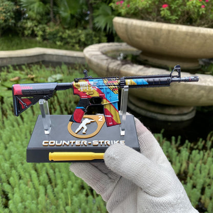 Metal Tiny CS M4A4 Cyber Security Gun Miniature For Collection
