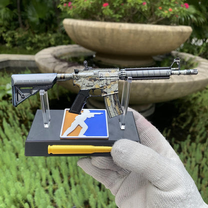 CS M4A4 Modern Hunter Mini Metal Replica For Collection