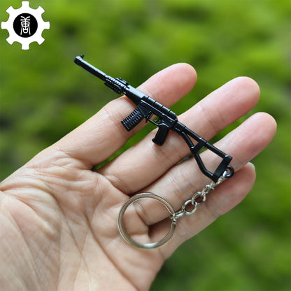 21 in 1 World Famous Assault Rifle Gun Keychain Metal Pendant For Military Hobby