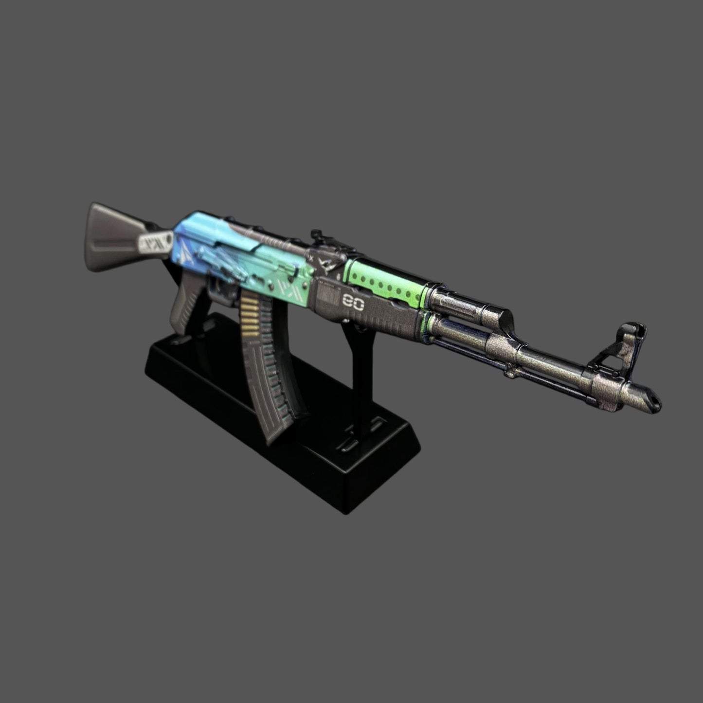 Tiny CS2 AK47 Ice Coaled Gun Miniature Metal Replica For Display