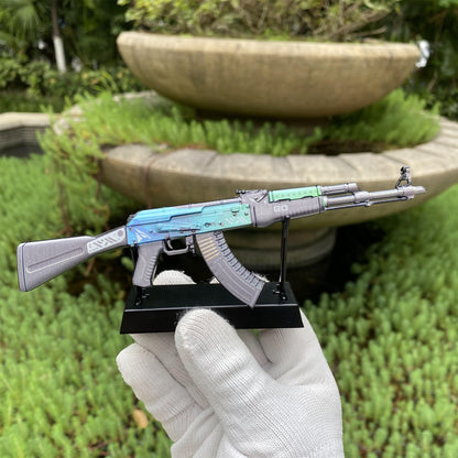 Tiny CS2 AK47 Ice Coaled Gun Miniature Metal Replica For Display