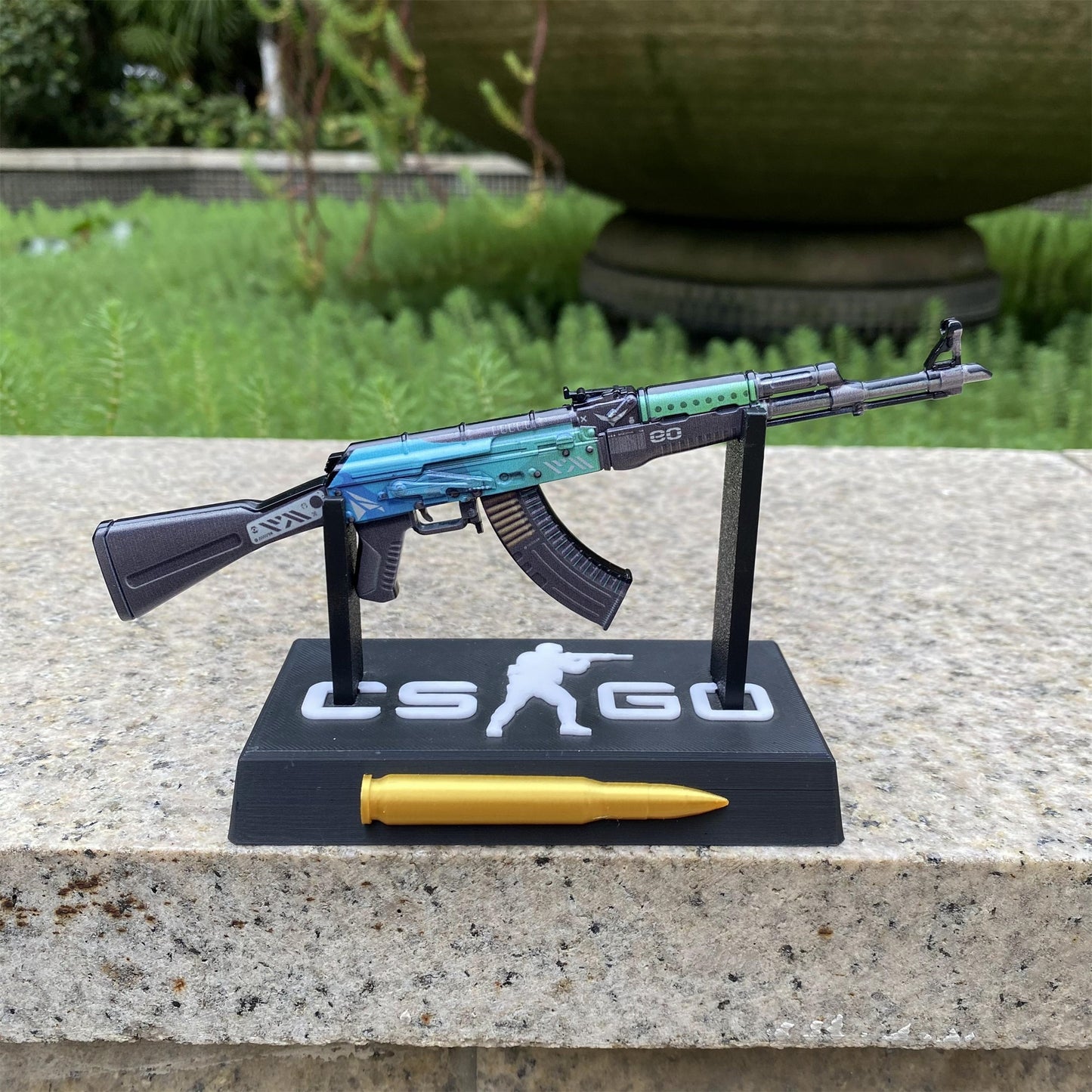 Tiny CS2 AK47 Ice Coaled Gun Miniature Metal Replica For Display