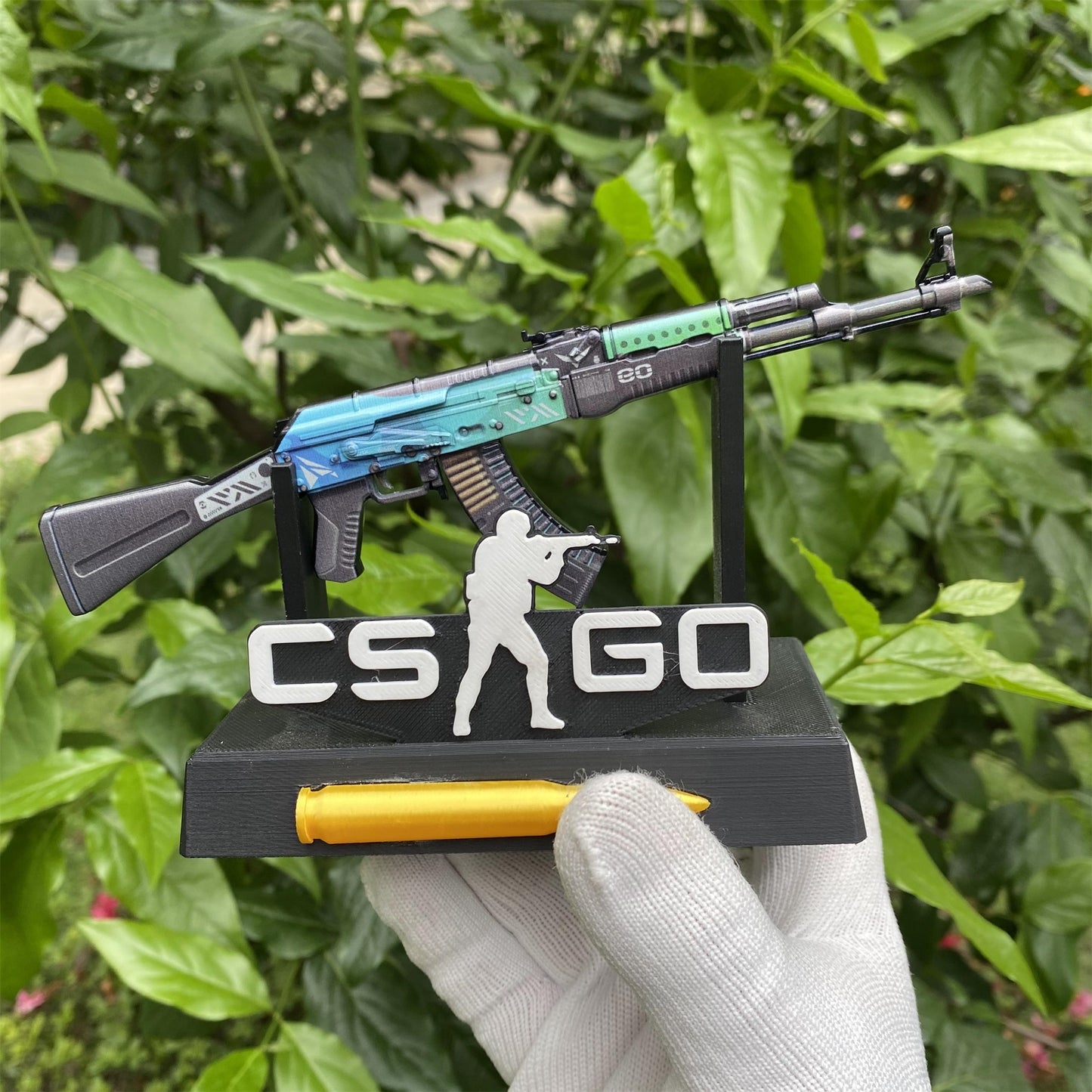 Tiny CS2 AK47 Ice Coaled Gun Miniature Metal Replica For Display
