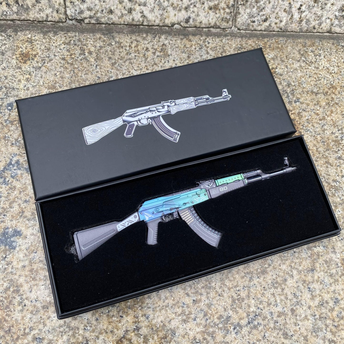 Tiny CS2 AK47 Ice Coaled Gun Miniature Metal Replica For Display