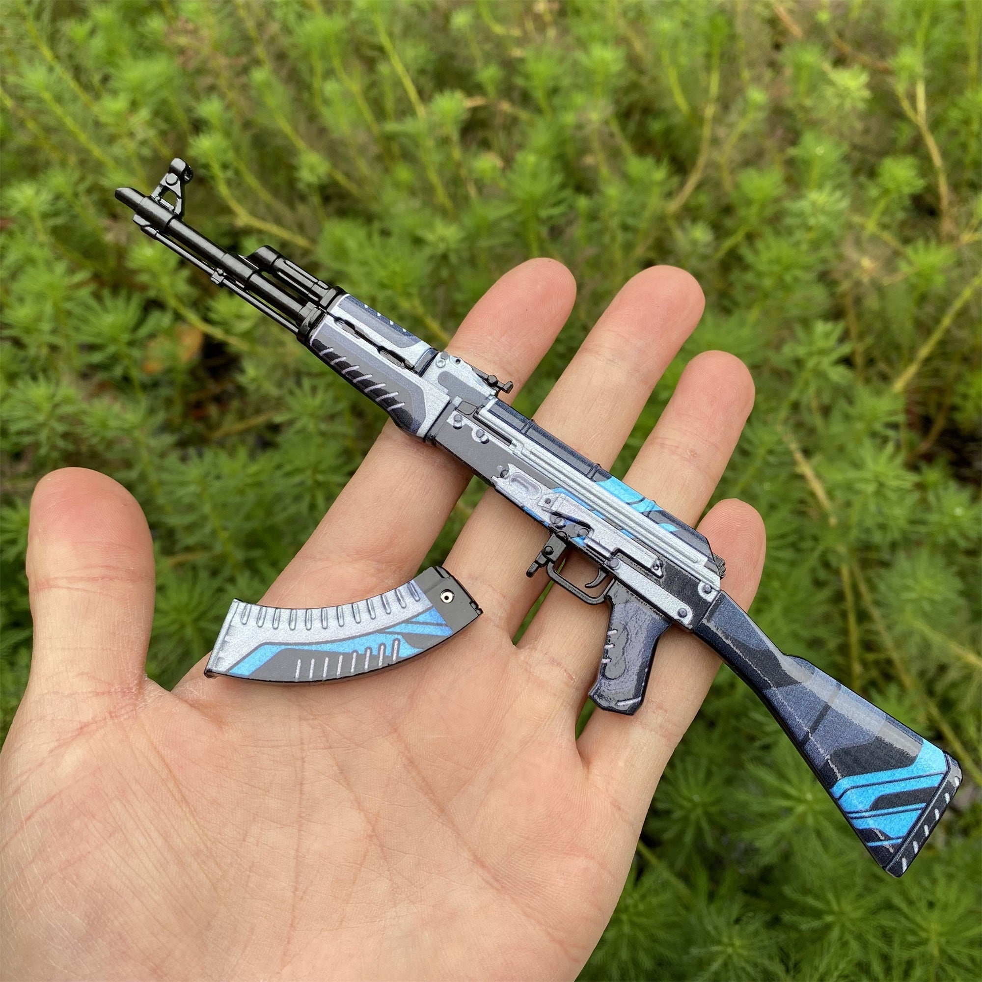 Hot Game Tiny AK-47 Vulcan Skin Metal Gun – Leones Marvelous Items