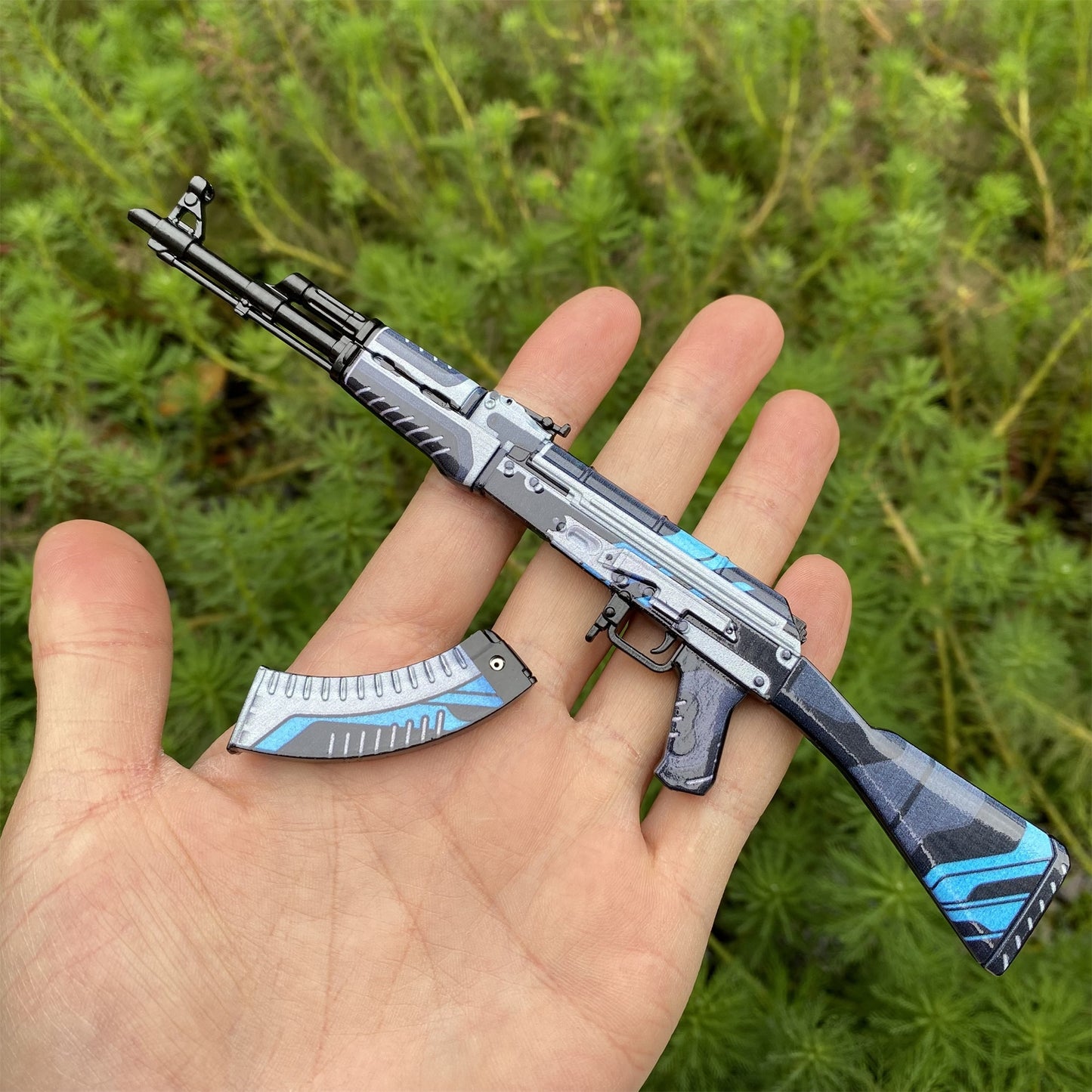 Hot Game Tiny AK-47 Vulcan Skin Metal Gun