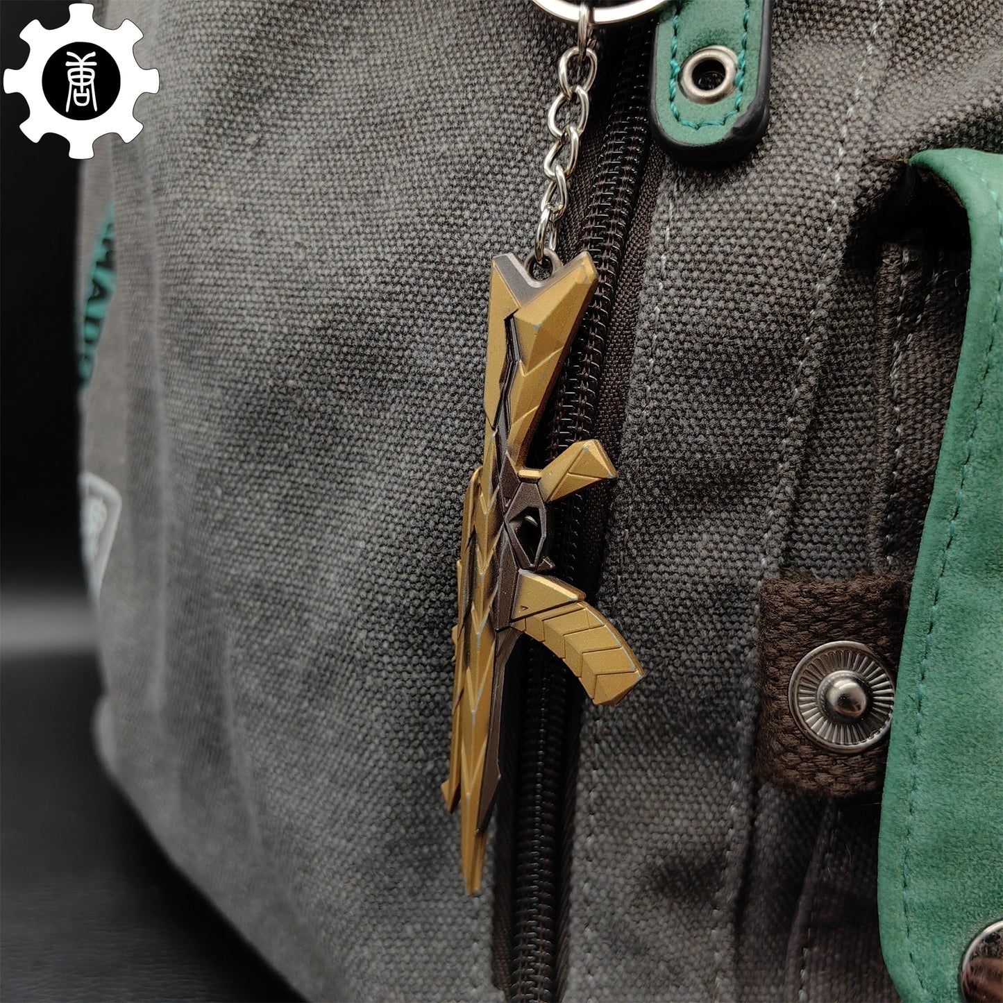 Metal Araxys Vandal Gun Tiny Keychain Pendant