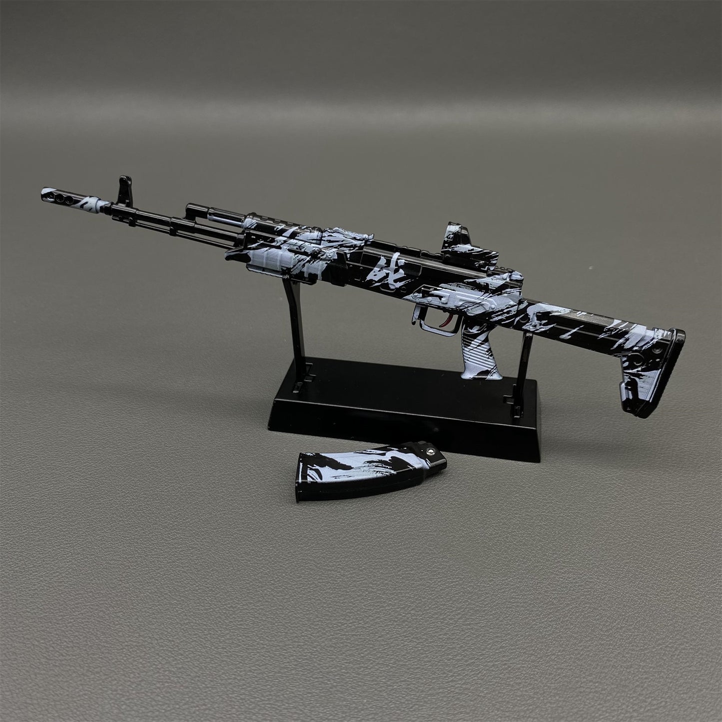 Arena Breakout Mystery Box Metal Tiny Gun Miniature