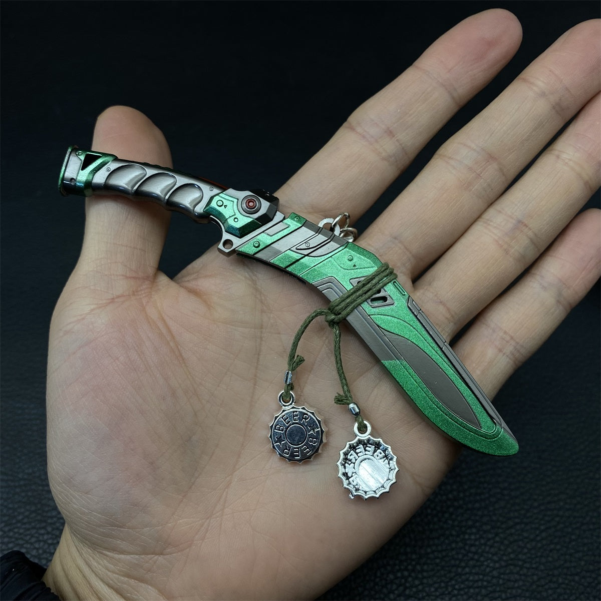 Metal Bangalore Heirloom Recolor Miniature Collectibles Keychain